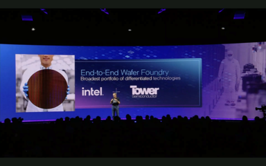 亮着屏幕的电脑萤幕画面 系统服务与可信度解析